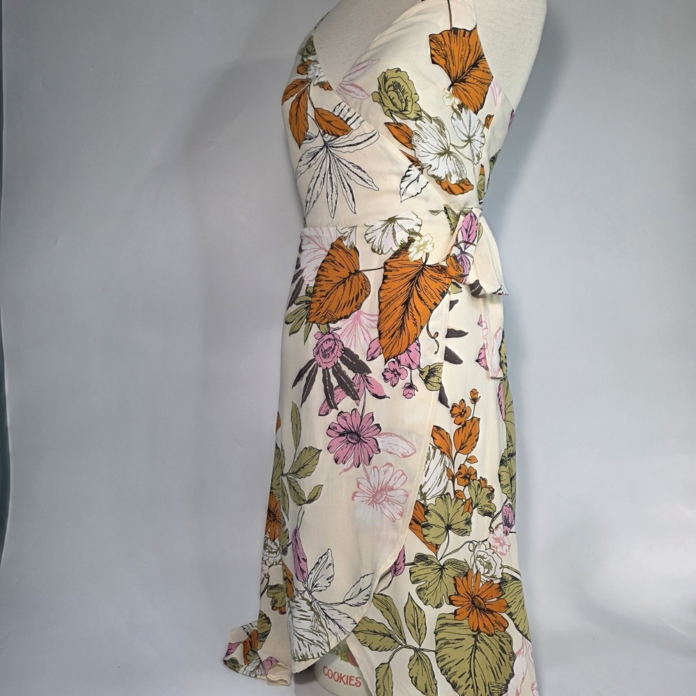 Cupshe Floral Botanical Lined Wrap Dress Size XS Garden Tropical‎ Plants Spring